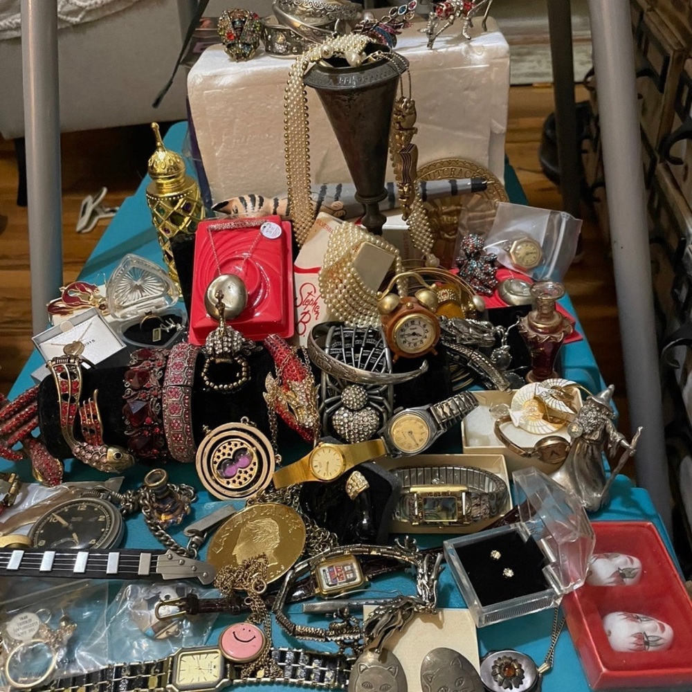Grandma's junk drawer too much to list huge lot jewelry